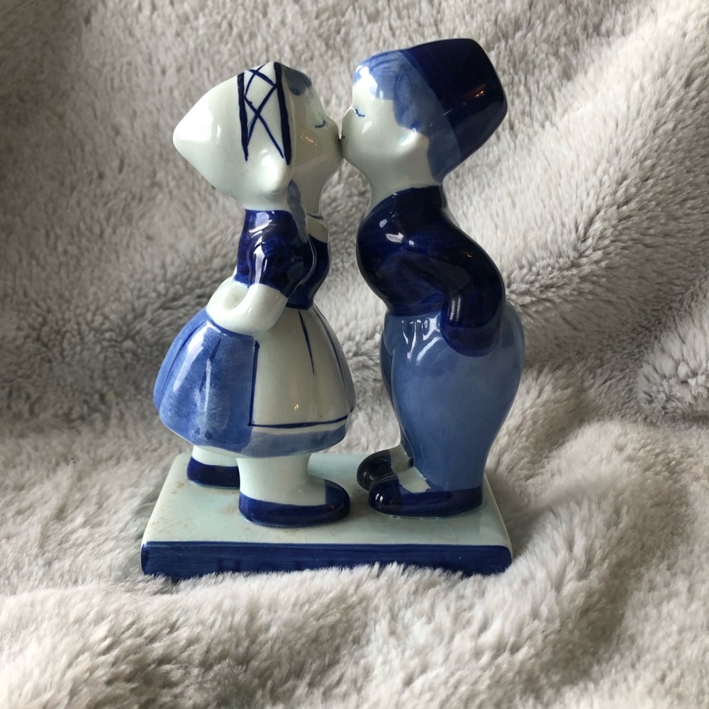 Hand-painted Vintage Delft Figurine - Holland